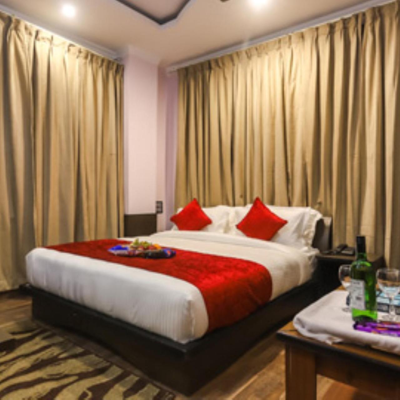 Hotel Holiday Hill, Near Mall Road, Mcleodganj# Parking#Restaurant Dharamshala Eksteriør billede