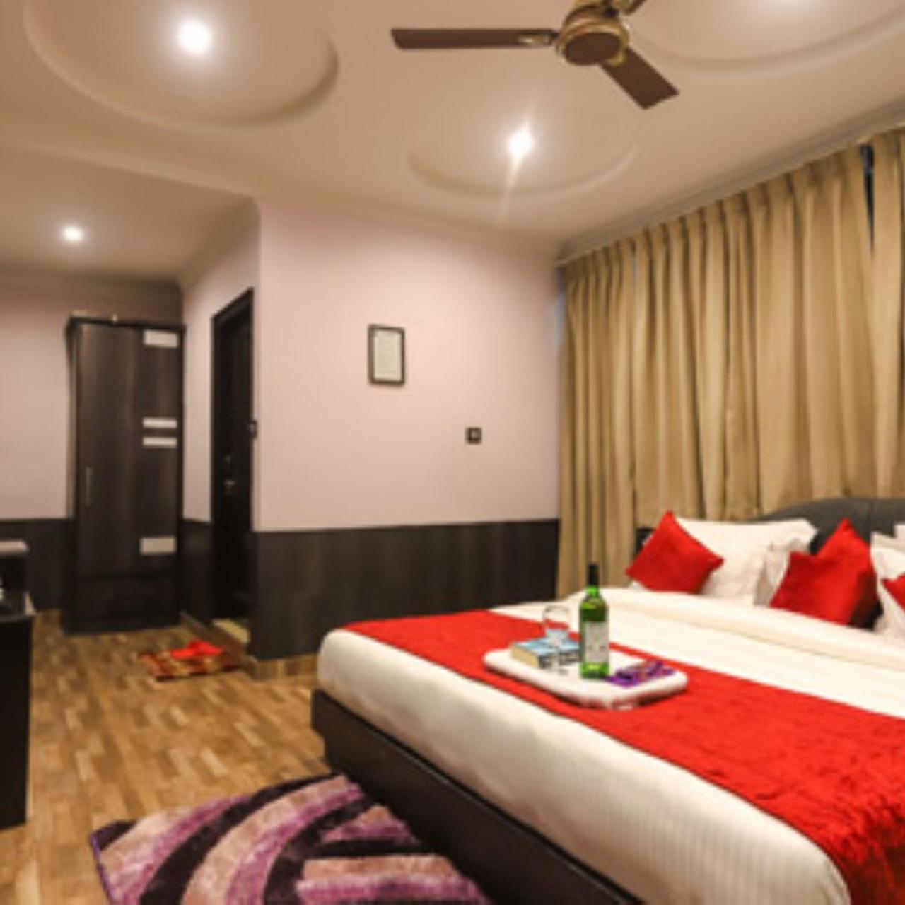Hotel Holiday Hill, Near Mall Road, Mcleodganj# Parking#Restaurant Dharamshala Eksteriør billede