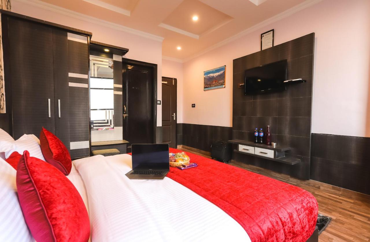 Hotel Holiday Hill, Near Mall Road, Mcleodganj# Parking#Restaurant Dharamshala Eksteriør billede