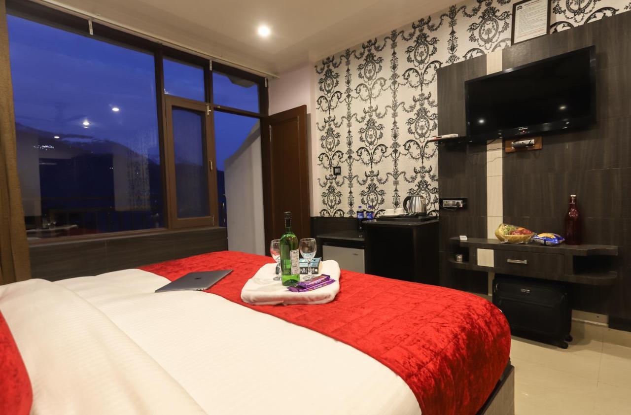 Hotel Holiday Hill, Near Mall Road, Mcleodganj# Parking#Restaurant Dharamshala Eksteriør billede